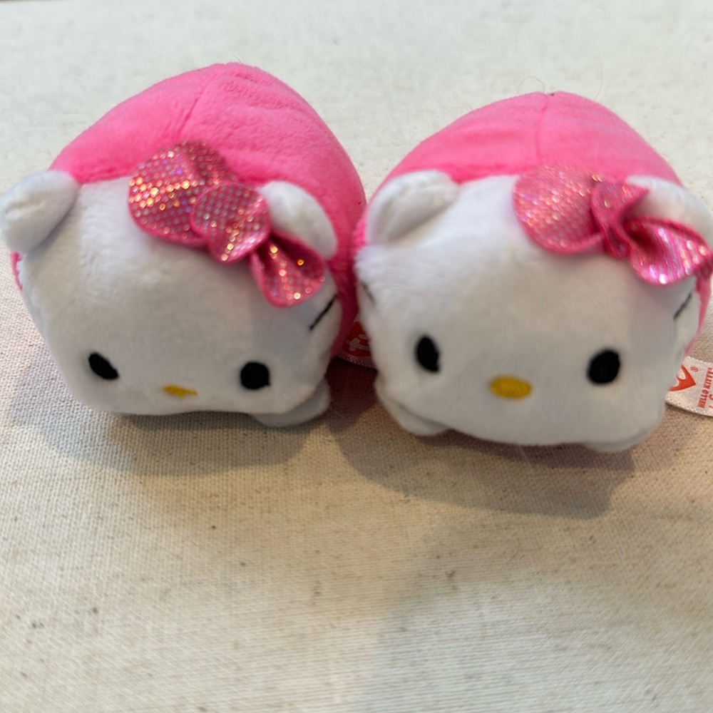 2 Small Hello Kitty Ty‎ 2017